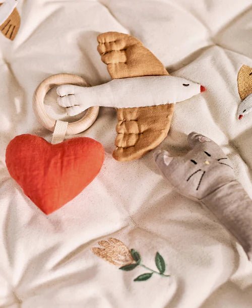 Heart Rattle Teether - Le Petit Marché Home Furniture