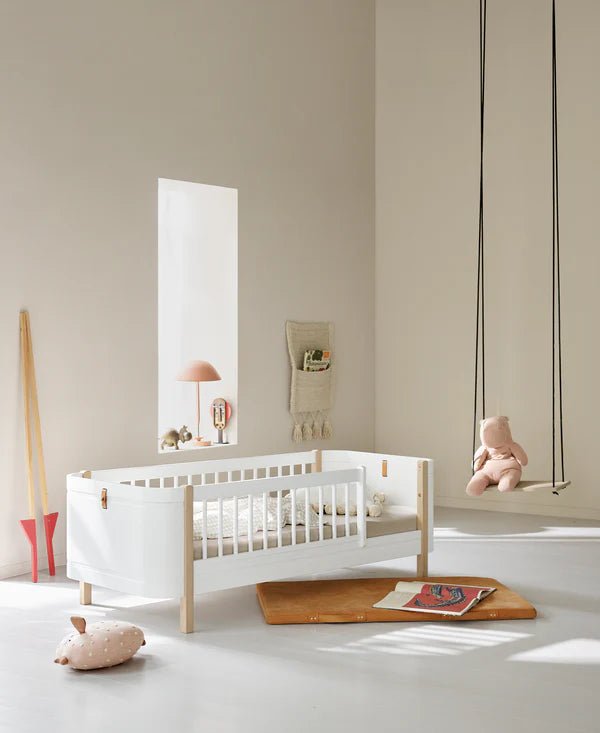 Mini+ low bunk bed to 2 junior beds, white/oak - Le Petit Marché Home Furniture