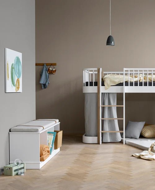 Wood shelving unit 3x1 w. base - Le Petit Marché Home Furniture