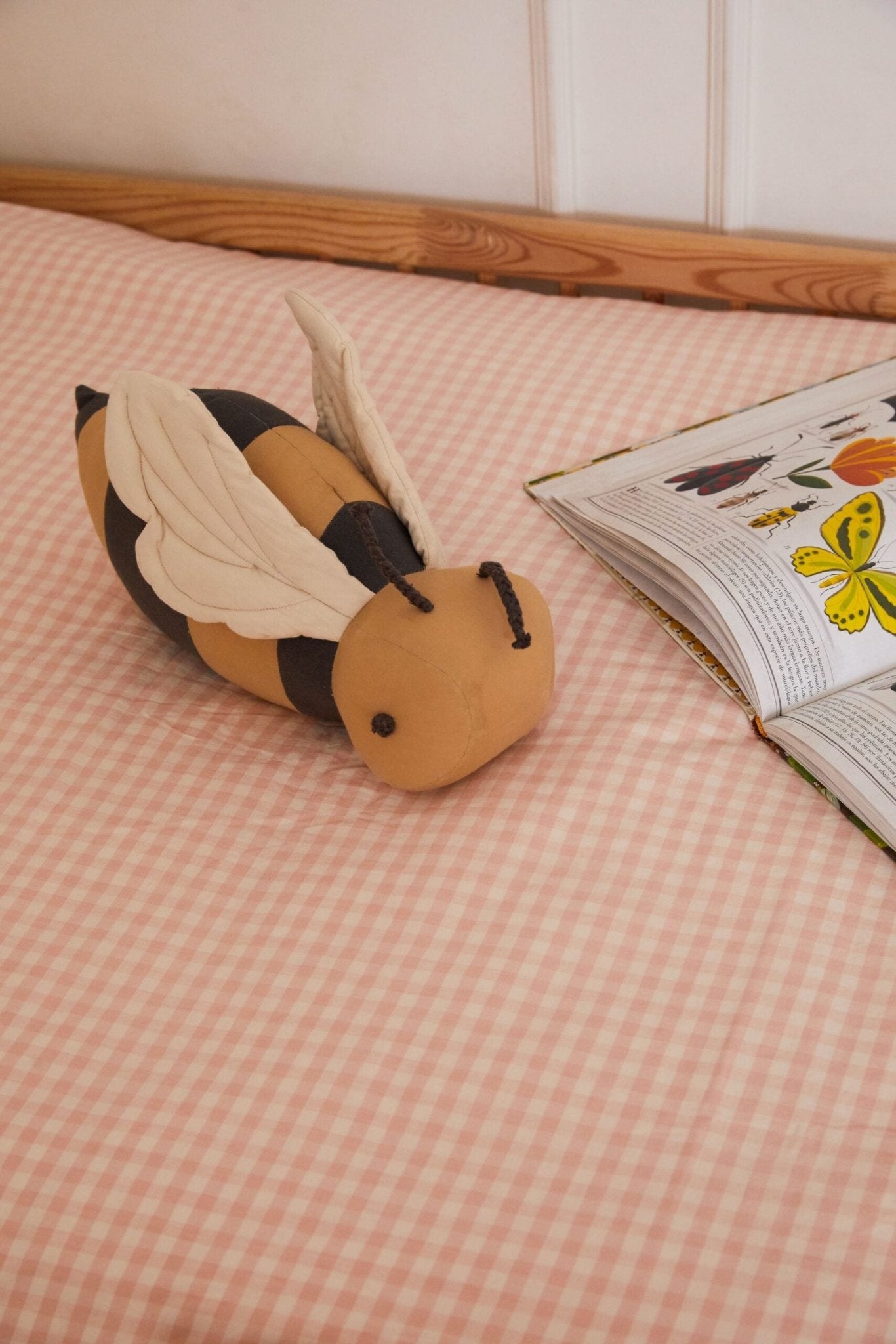 Buzzy Bee Cushion - Le Petit Marché Home Furniture